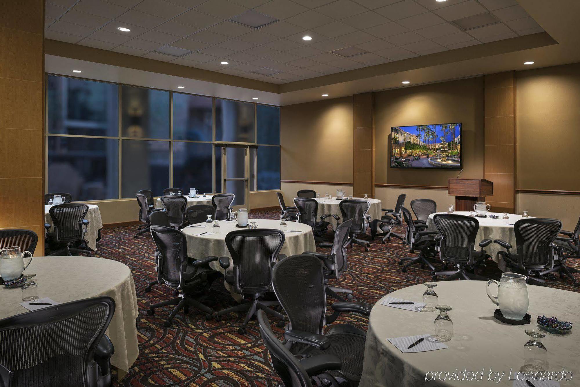 Готель Tempe Mission Palms- Destination Fee Includes Parking Екстер'єр фото