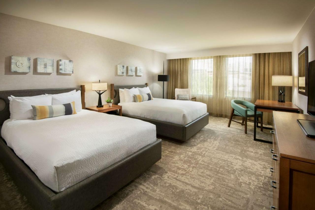 Готель Tempe Mission Palms- Destination Fee Includes Parking Екстер'єр фото